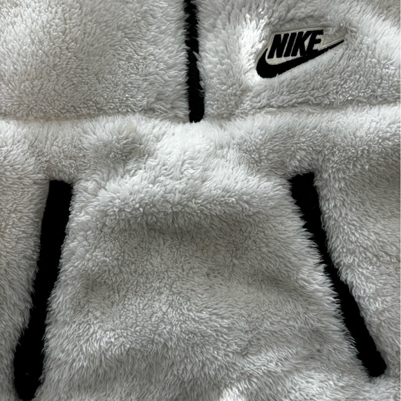 Nike Womens NSW 1/4-Zip Sherpa Fleece Crop Top - Picture 5 of 8